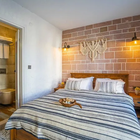 Ajlan Cunda Hotel Ayvalı