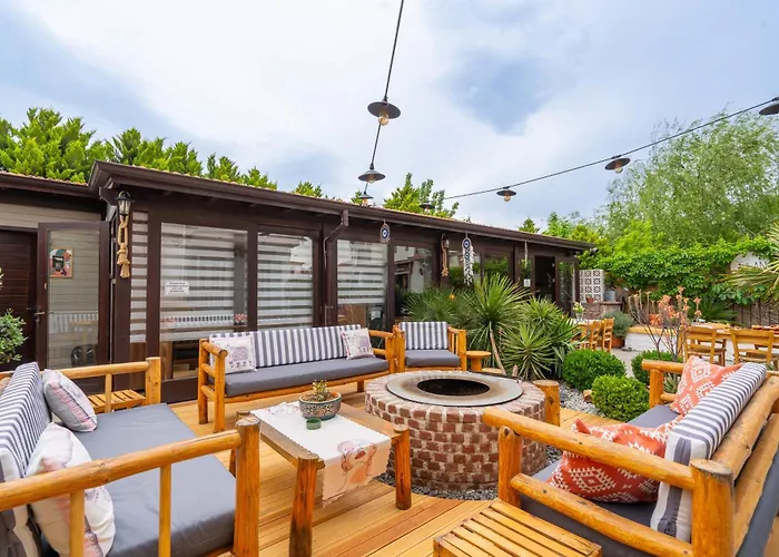 Hotel Ajlan Cunda 2*